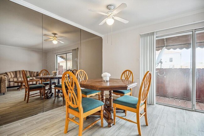 Foto del edificio - 2824 Briarhurst Dr