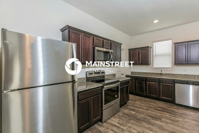 Foto del edificio - 3 Bedroom Pet-Friendly Home in Haines City, FL with Main Street Renewal