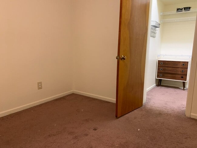 Building Photo - 224-226 W Michigan Ave - Apt 3