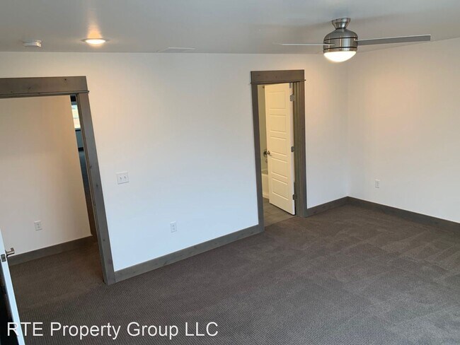Foto del edificio - 2 br, 2.5 bath House - 5180 Sherwood Way U...