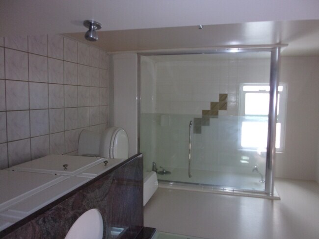 Foto del edificio - 1210 Halford Ave