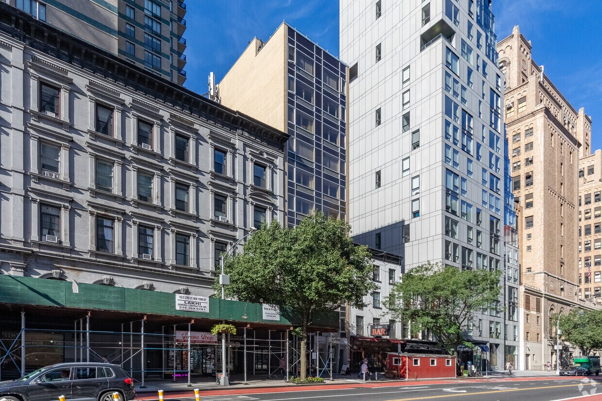 Foto del edificio - 160 E 23rd St