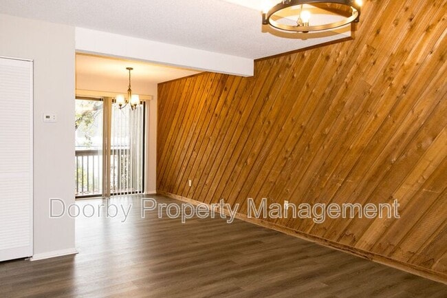 Building Photo - 18 S Germantown Rd