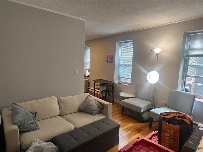 Building Photo - 56 Prince St