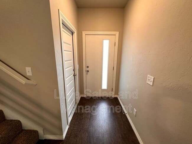 Building Photo - 2180 Camino Del Plaza Ln