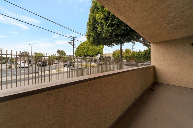 Foto del edificio - 820 Pier Ave