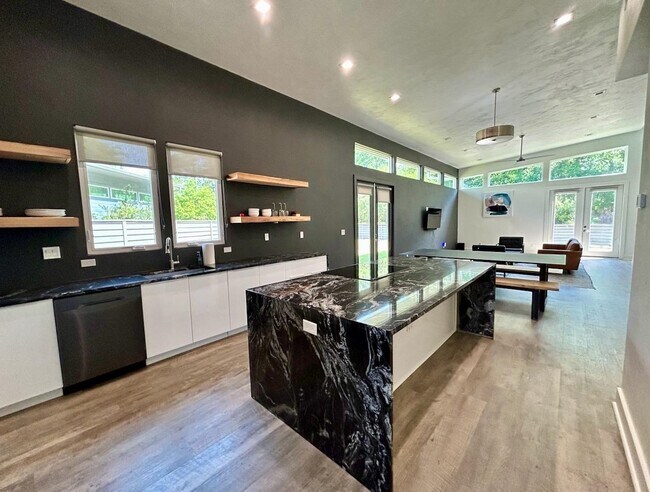 Foto del edificio - 2279 Lake Hall Rd