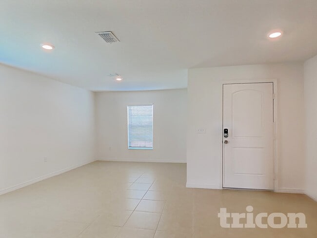 Building Photo - 1656 Luft Ln