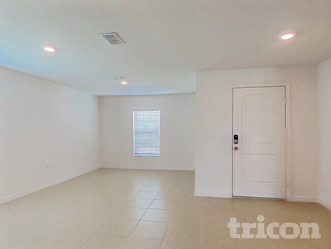 Foto del edificio - 1656 Luft Ln