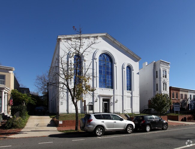 Primary Photo - 514 4th St SE