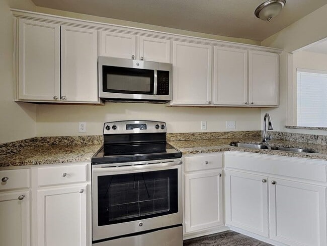 Building Photo - 6002 Lone Prairie Way