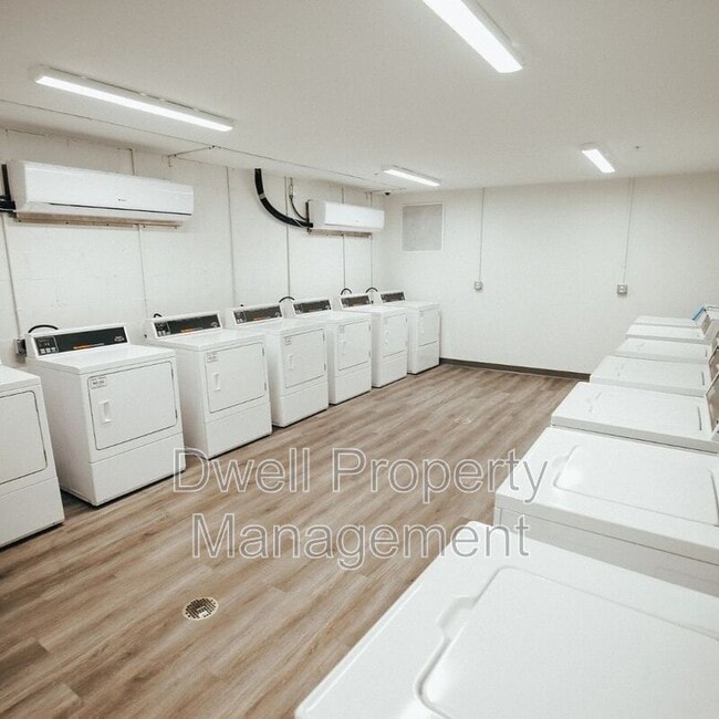 Building Photo - 1520 Gordon Hwy