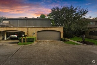 Building Photo - 18118 Lakeside Ln