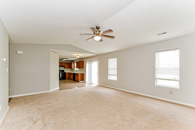 Building Photo - Beautiful 3 Bedroom on Arielle Ct