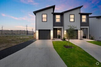 Building Photo - 3362 Northwestern Dr