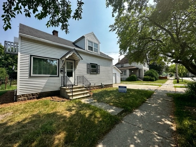 Building Photo - 818 Saint George St