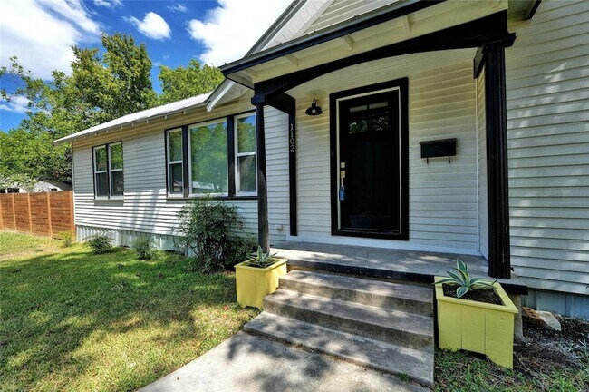 Foto del edificio - 1102 Hackberry St