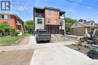 Building Photo - 220 Heiman St