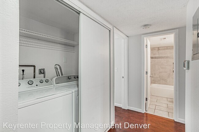 Building Photo - 2 br, 2 bath House - 12505 E Tennessee Cir...