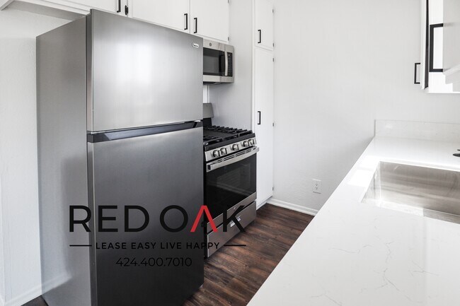 Foto del edificio - Spacious Bright Studio With Stainless Stee...