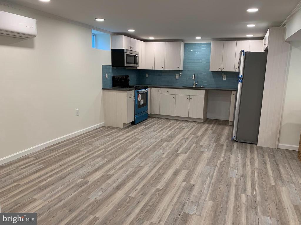 Foto principal - 612 E Cypress St