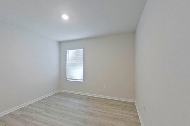Foto del edificio - 401 Monarch Ln