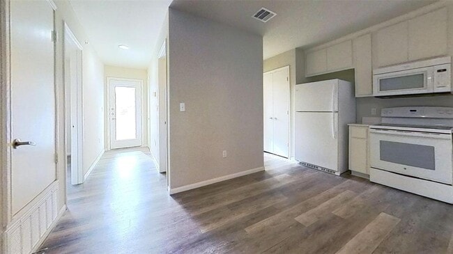 Foto del edificio - 304 Stubblefield Ln