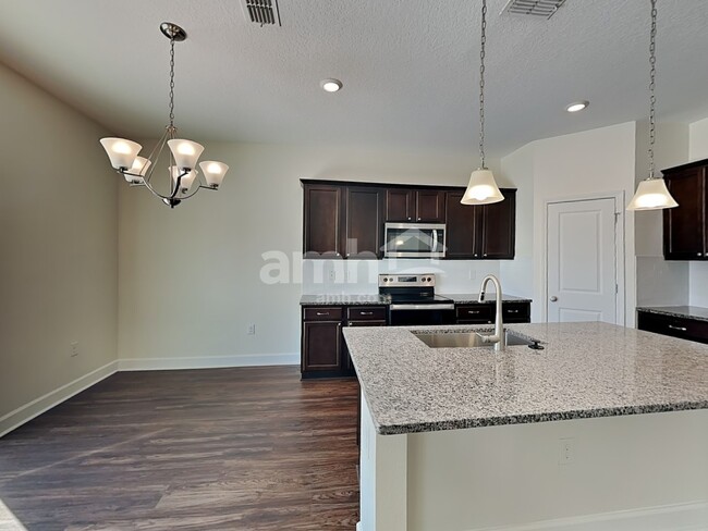 Building Photo - 4540 Reisswood Loop