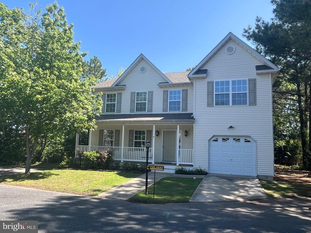 Foto principal - 921-E N Talbot St