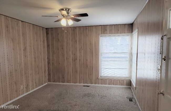 Building Photo - 1 br, 1 bath Apartment - 1301 S Meridian Ave