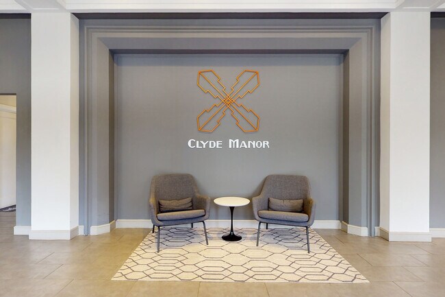 Vestíbulo del edificio - Clyde Manor
