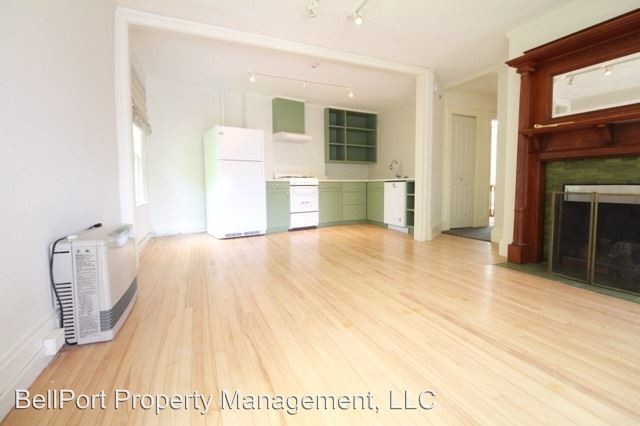 Building Photo - 39 Deering St