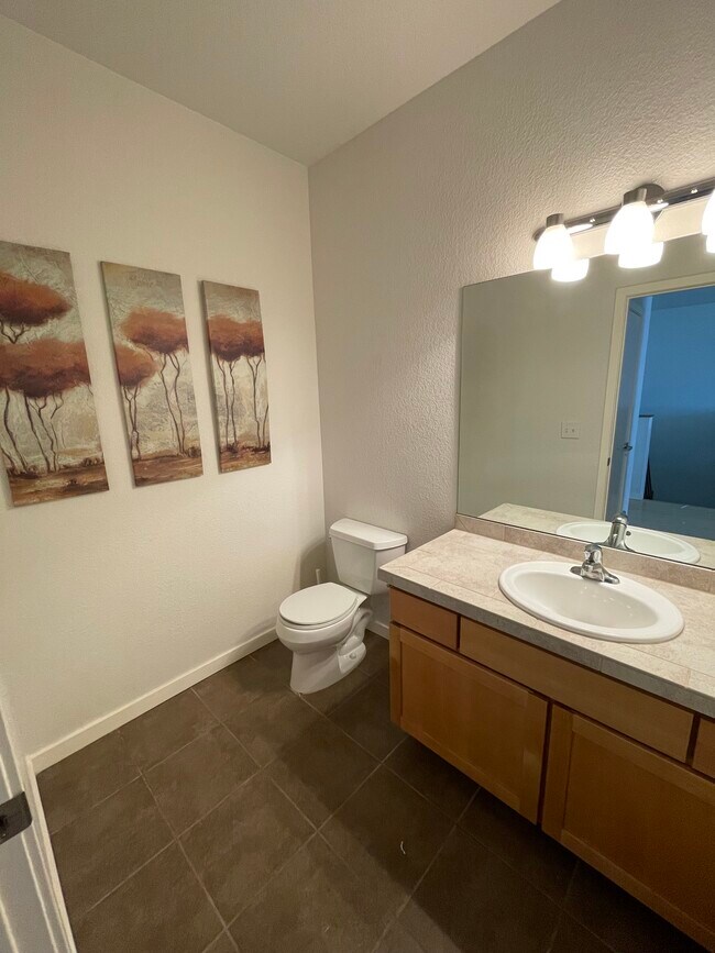 Foto del edificio - 2830 E College Ave