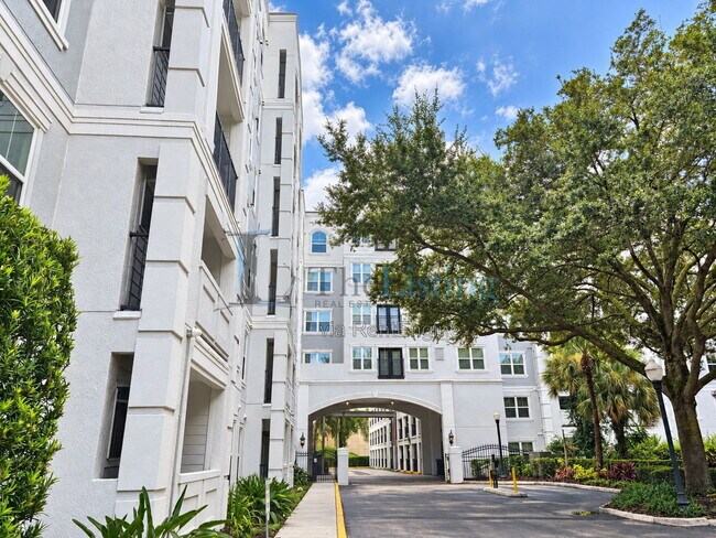 Foto del edificio - 204 E South St