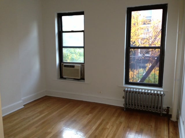 Primary Photo - 121 Sullivan St