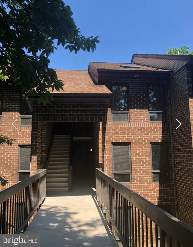 Building Photo - 23254 Chestnut Oak Ct