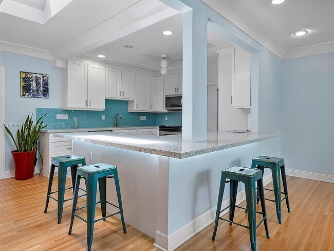 Foto del edificio - 260 NE 95th St