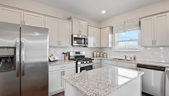 Building Photo - 325 Tolbert Dr