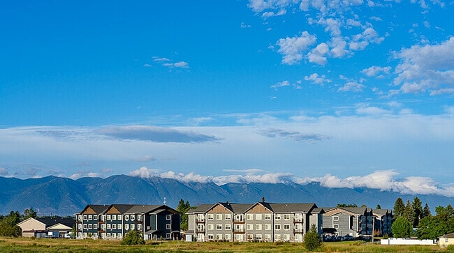 Building Photo - The Meridian Apartments