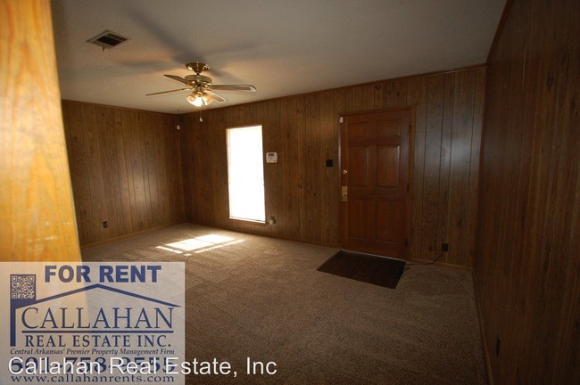 Building Photo - 611 Newcastle Dr