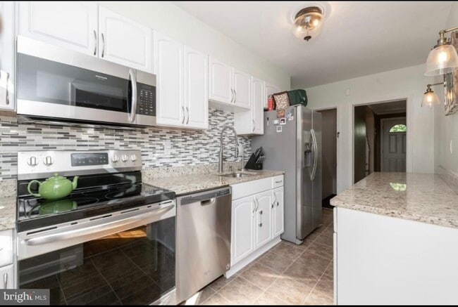 Photo - 138 Brandon Rd Townhome