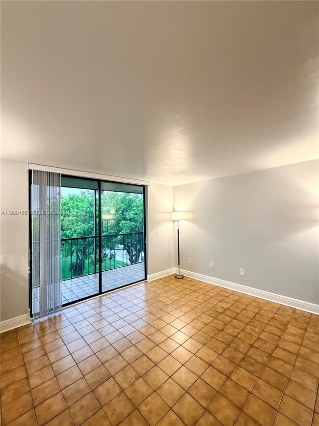 Foto del edificio - 8035 SW 107th Ave