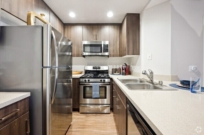 1HAB,1BA - 742 ft² - The Preston