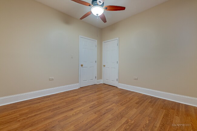 Foto del edificio - 6819 S Ridgeland Ave