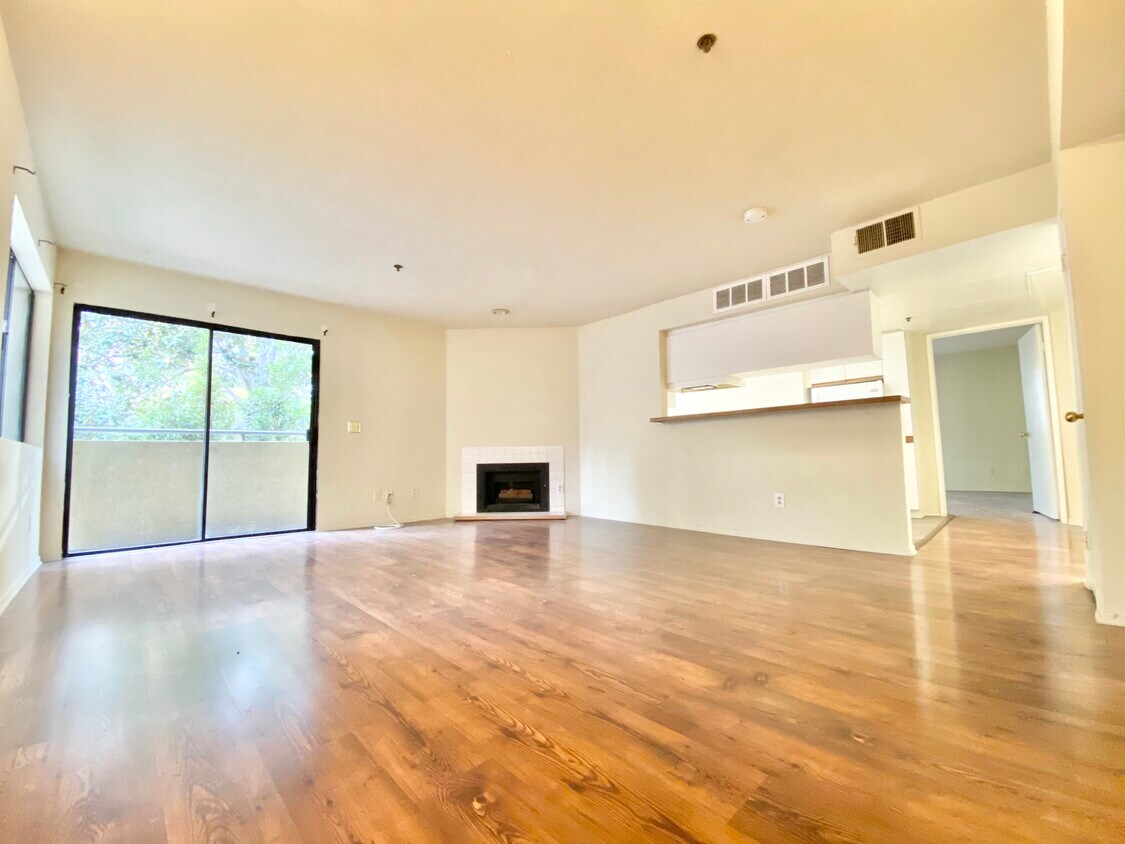 Primary Photo - 1255 Midvale Ave