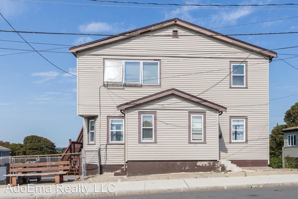 Primary Photo - 151 Summit Ave