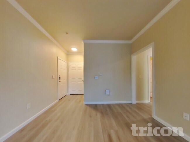 Foto del edificio - 8434 Walerga Rd