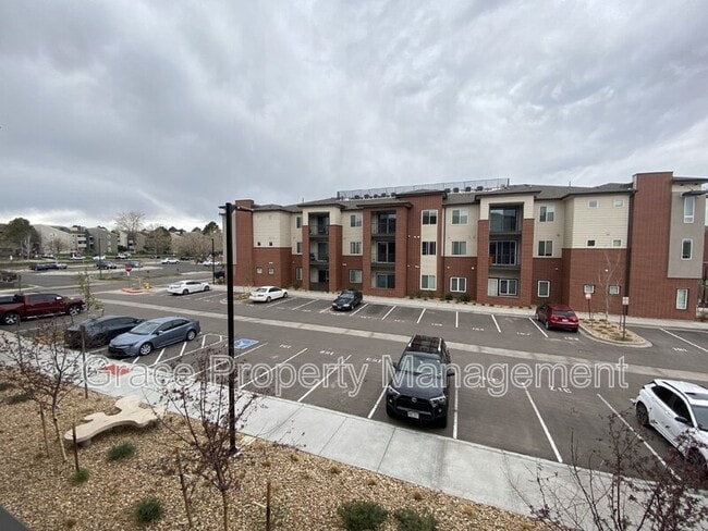 Building Photo - 981 S Sable Blvd