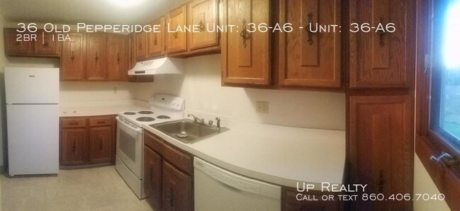 Building Photo - 36 Old Pepperidge Ln