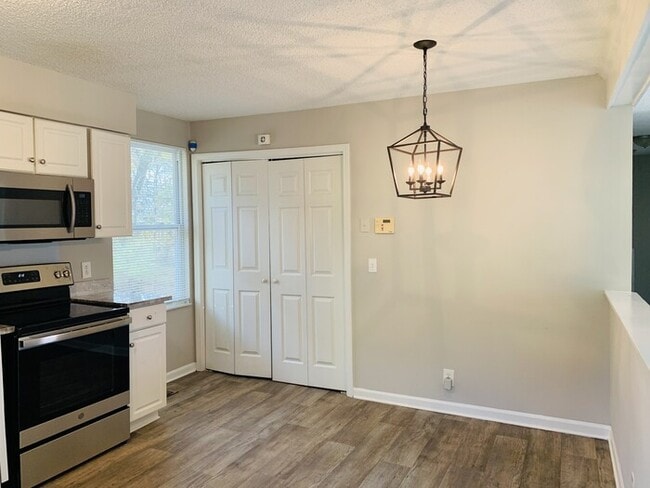 Building Photo - 3316 Towneship Rd